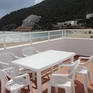 Apartamentos Cala Llonga Apartment